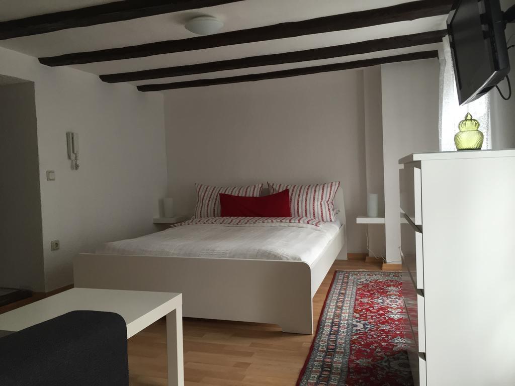 Baumeisterhaus Apartment باد هيرسفيلد الغرفة الصورة